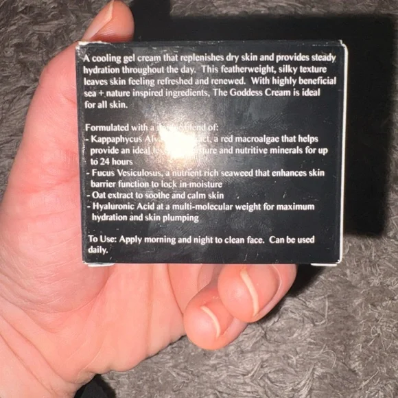 The Goddess Cream - Black - Picture 2 of 3